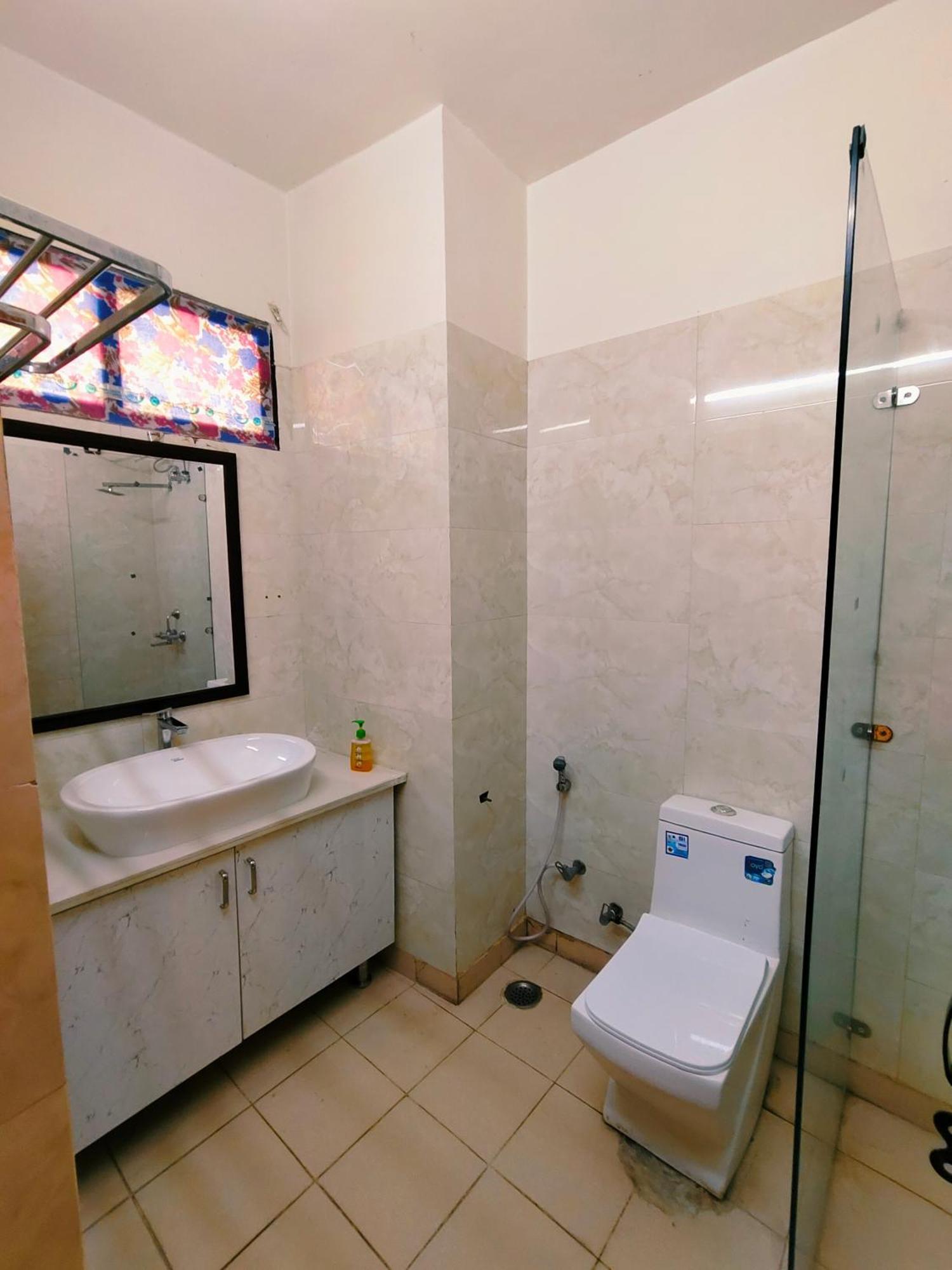 Hotel New Imperial Газиабад Экстерьер фото