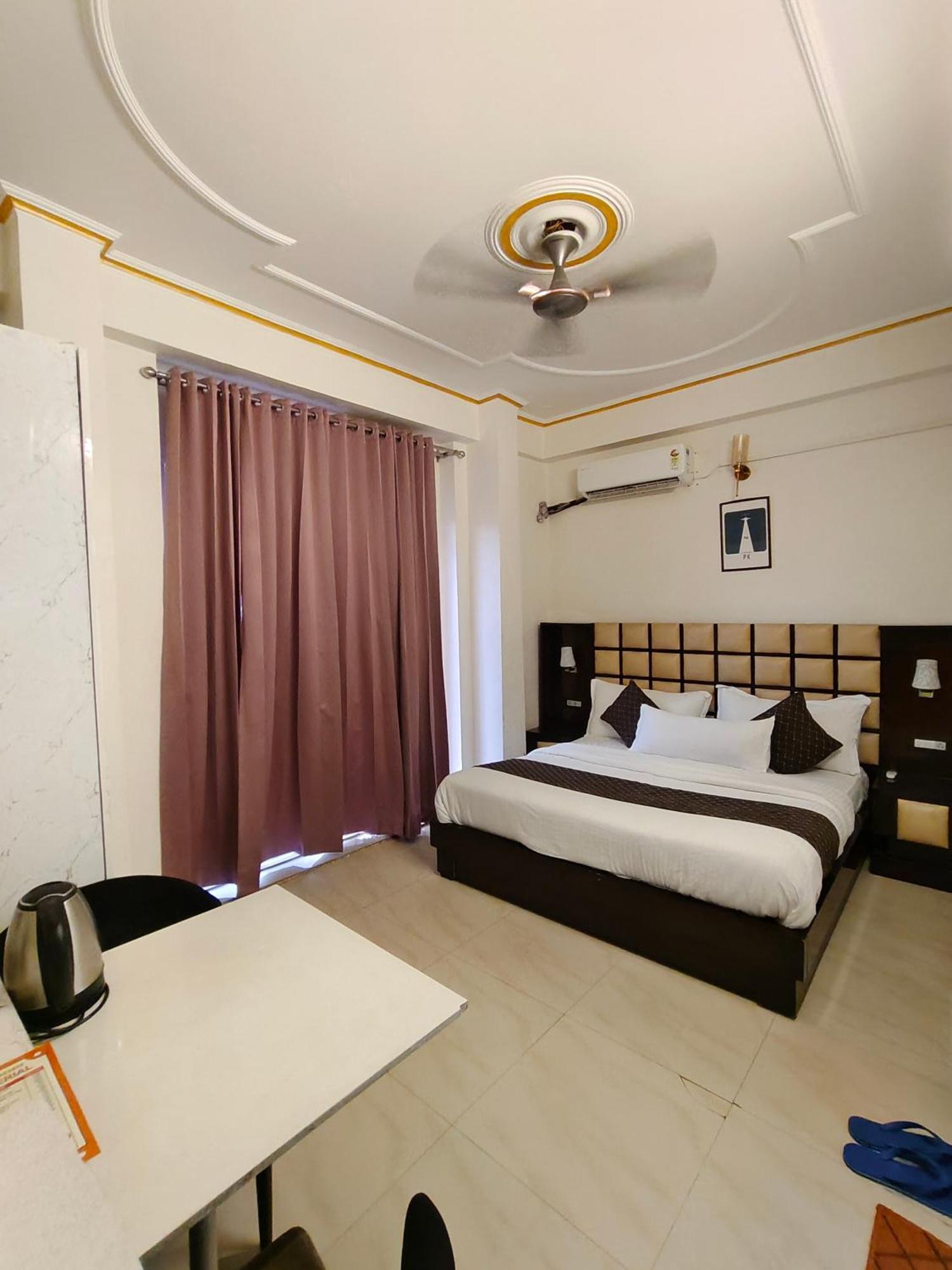 Hotel New Imperial Газиабад Экстерьер фото